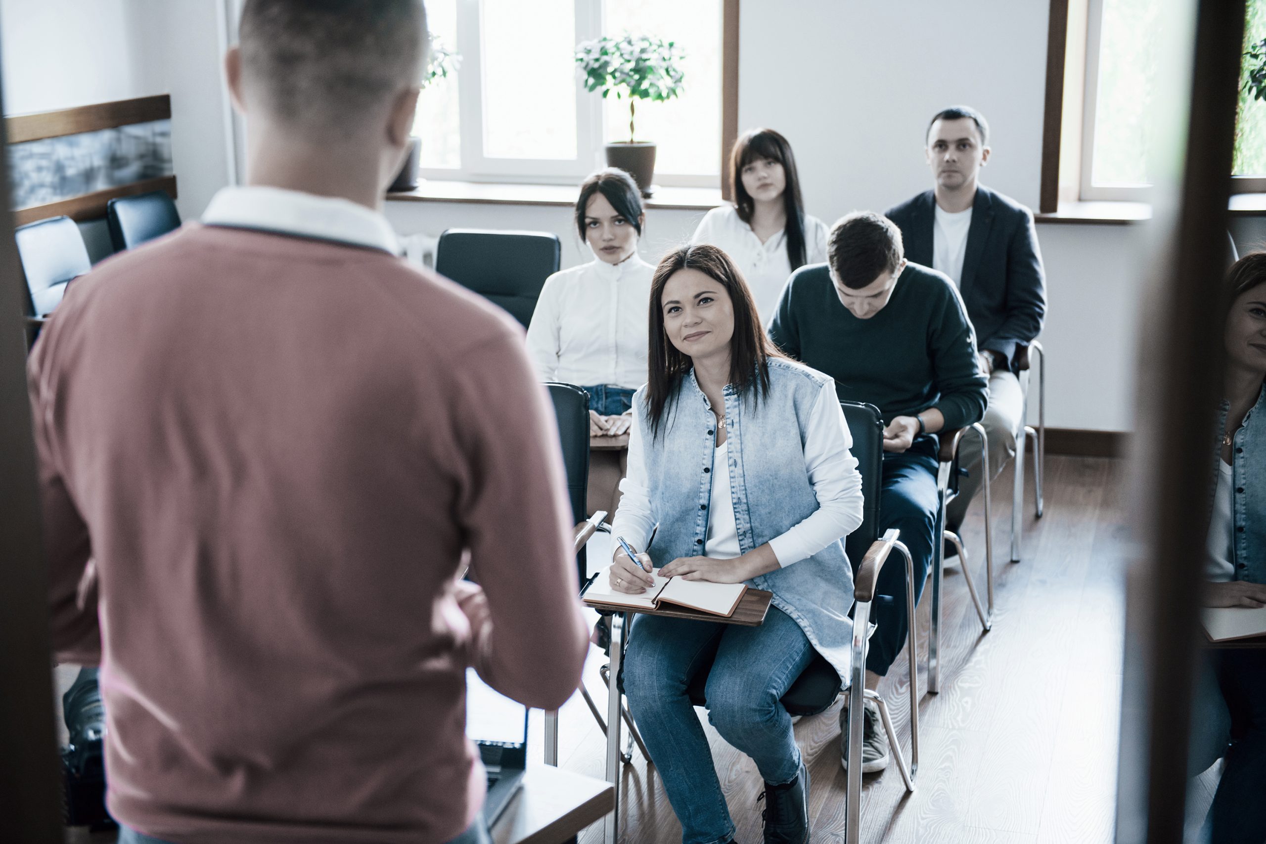 Treinamentos,
cursos e webinars